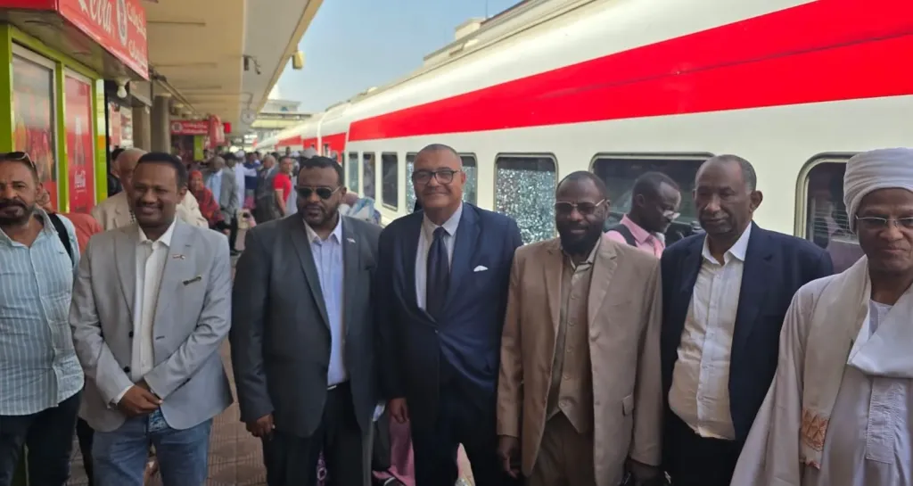 محمد جبارة: شكرًا لمصر قيادةً وحكومةً وشعبًا لاحتضان السودانيين ..و«قطار الأعيسر» انطلق بـ150 مبدعًا وإعلاميًا من بين 750 سجلوا للعودة الطوعية