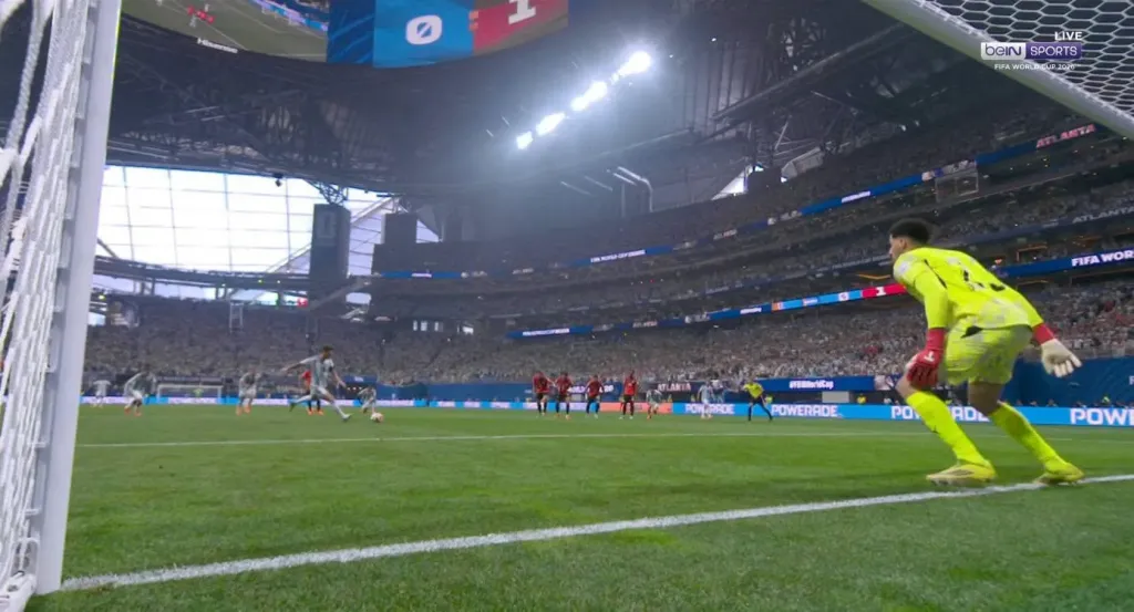 مصطفى شوبير يواصل كتابة التاريخ في كأس العالم 2026