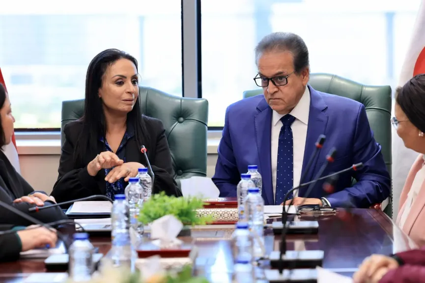وزيرا التضامن والصحة 