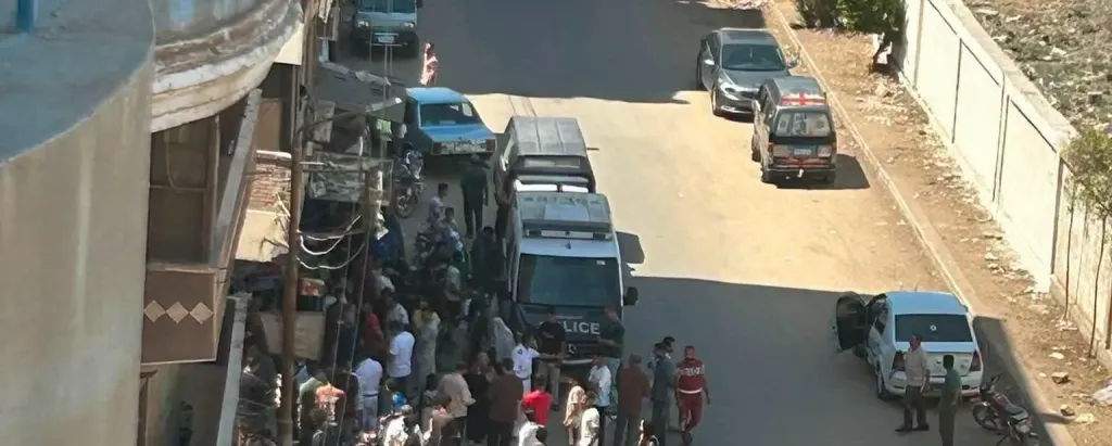 مصرع طفلة وإصابة سيدة في حادث دهس مروع ببنها.. والأمن يطارد السائق المتسبب