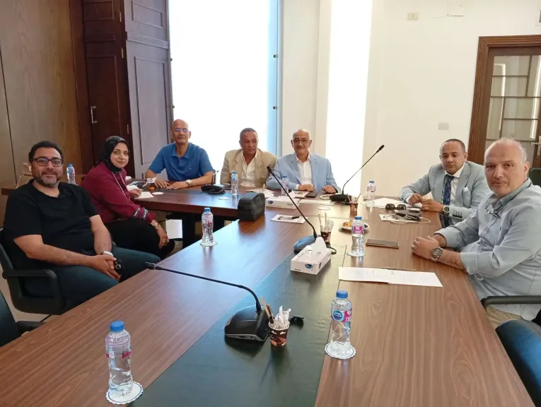 لجنة المصدّرين والتجارة الخارجية تناقش تحديات القطاع وتطرح رؤى لتعزيز تنافسية الصادرات المصرية