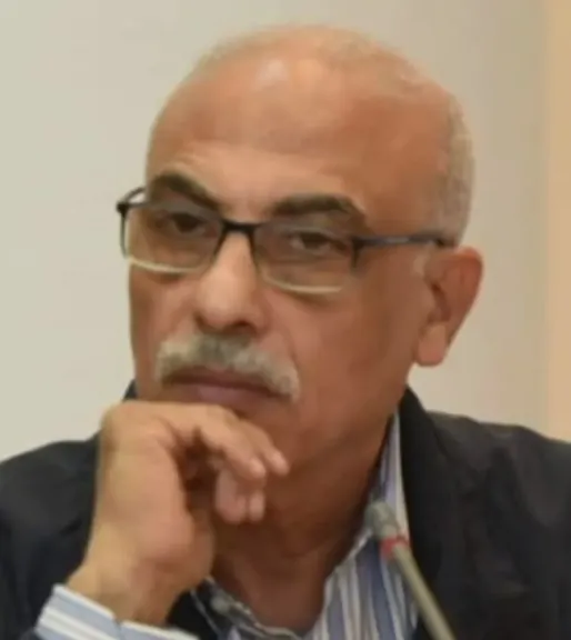 أحمد خميس للنهار : تحويل الشوارع والميادين إلى ساحات فنية يمثل خطوة مهمة لصناع الفنون