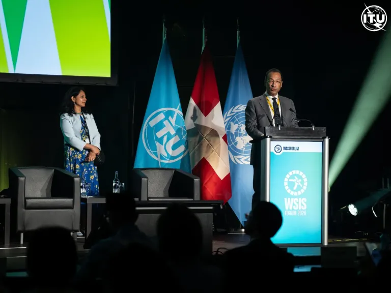 وزير الاتصالات يستعرض تقرير رئاسة مصر لمنتدى القمة العالمية لمجتمع المعلومات  لعام 2026 (WSIS Forum) بجنبف