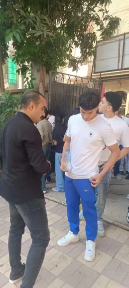 وسط إجراءات تنظيمية مشددة.. طلاب الثانوية العامة يؤدون اليوم امتحانات الرياضيات البحتة والأحياء وعلم النفس والاجتماع