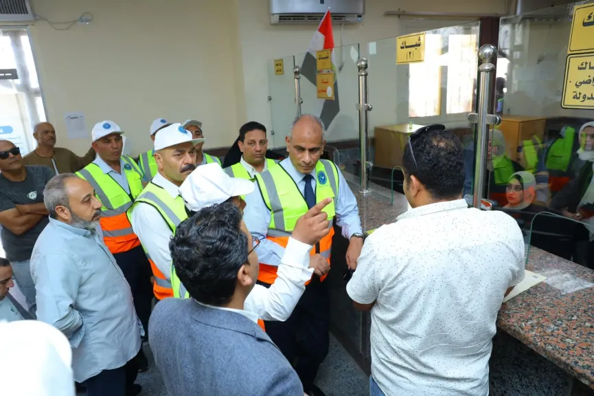 محافظ كفرالشيخ يتفقد المركز التكنولوجي بمسير ويشدد على سرعة إنجاز طلبات التصالح والتقنين وتيسير الخدمات للمواطنين