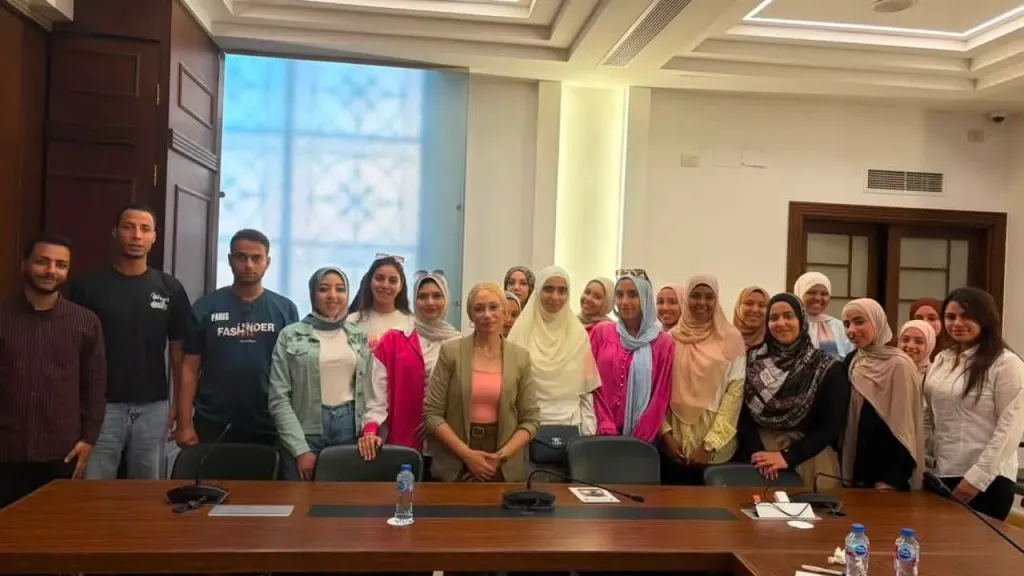 تجارية الإسكندرية تطلق الدورة الثالثة من البرنامج التدريبى «فرصتي»