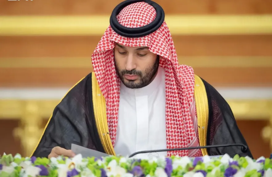 مجلس الوزراء السعودي برئاسة ولي العهد يدين بأشد العبارات الاعتداءات الإيرانية على السفن التجارية بمضيق هرمز وعلى كل من الكويت والبحرين وقطر والإمارات وسلطنة عُمان والأردن