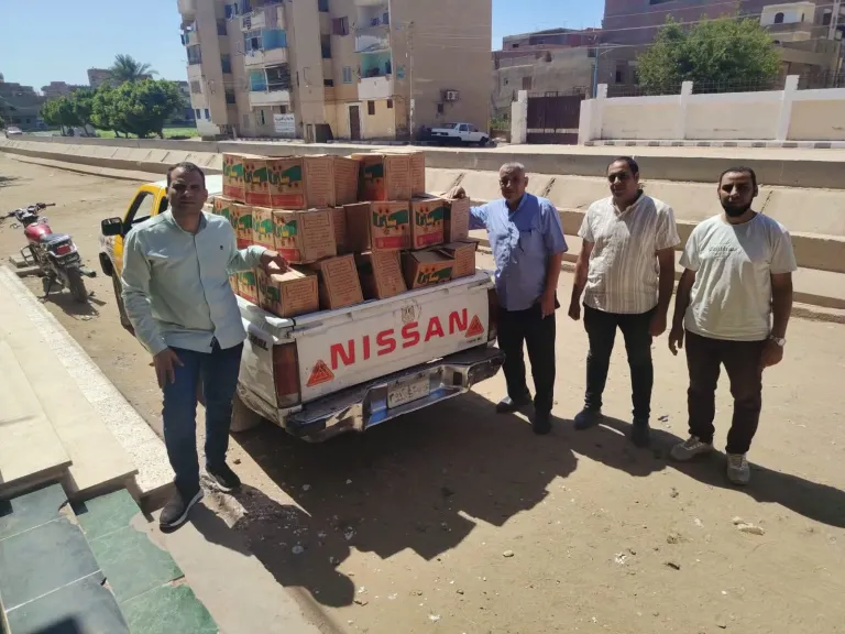 ضبط 600 زجاجة زيت تمويني مدعم قبل بيعها بالسوق السوداء في أسيوط