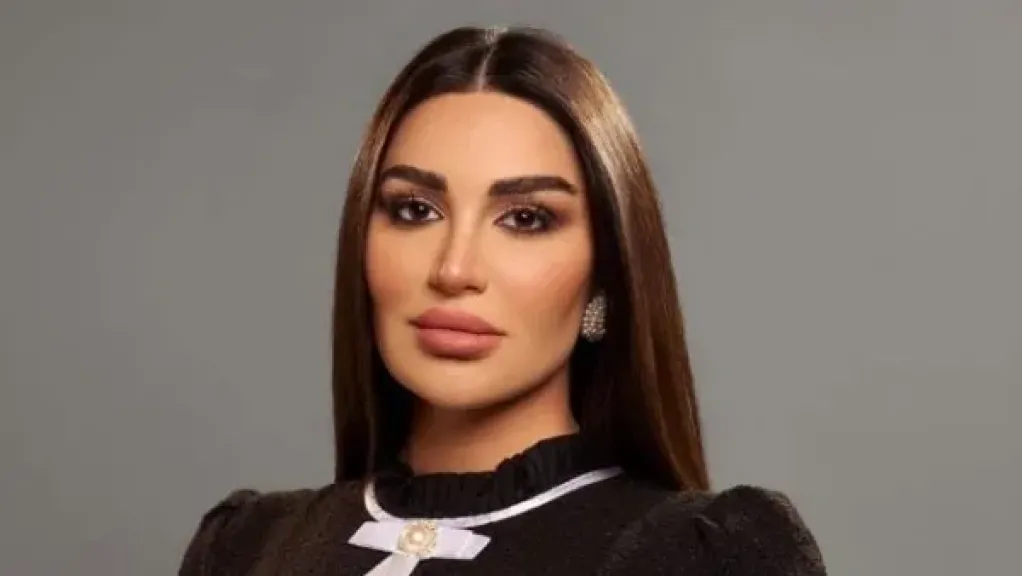 سارة نخلة
