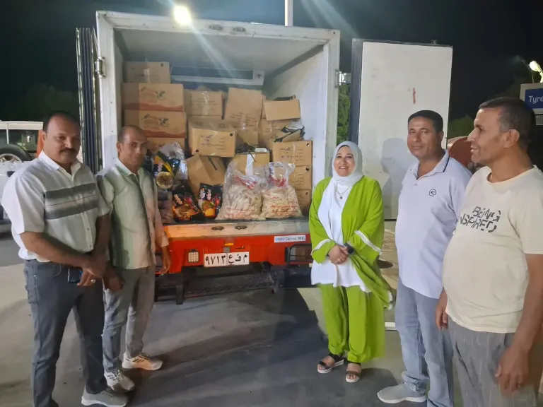 ضبط 2400 عبوة مشروب أطفال مجهول المصدر و400 كجم مقرمشات منتهية الصلاحية في الفيوم