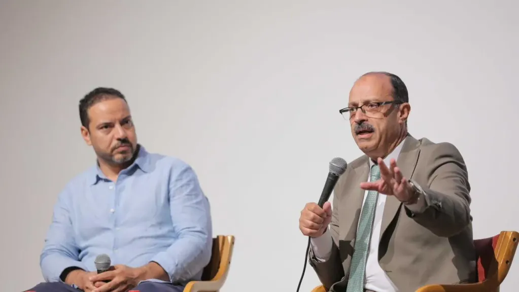لقاء مفتوح مع اللواء وليد السيسي بمكتبة الإسكندرية