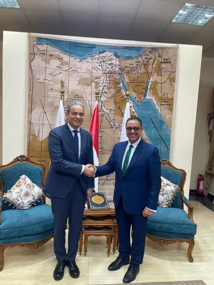 نقيب الإعلاميين يلقى محاضرة ضمن فعاليات البرنامج التدريبي لمرشحي منصب نائب رئيس جامعة بإعداد القادة بحلوان
