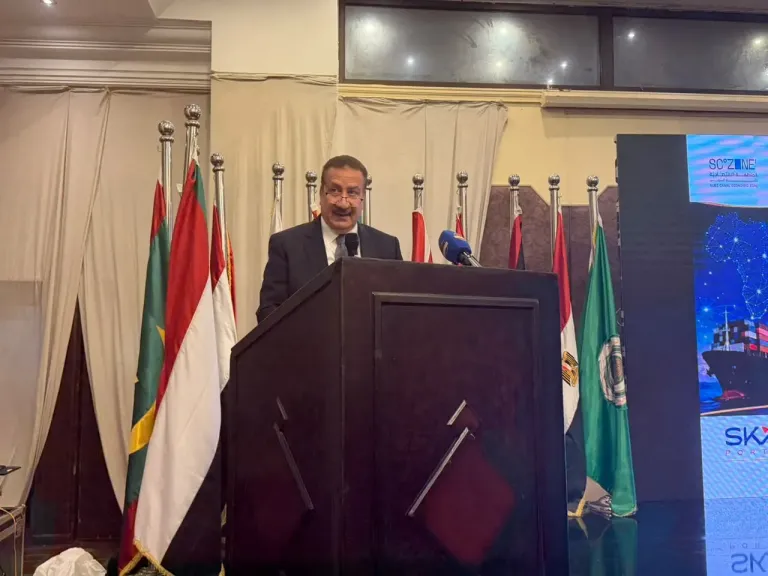 محافظ بورسعيد يؤكد: دعم النقل واللوجستيات يعزز مكانة المحافظة كمحور للاستثمار والتجارة
