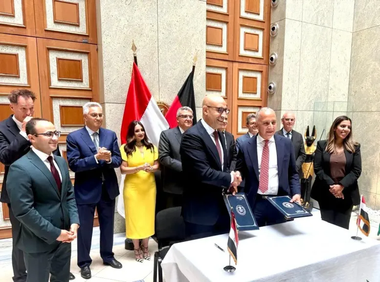 وزير التعليم يوقع بروتوكولًا مع مؤسسة السويدي لإنشاء 8 مدارس مصرية ألمانية للتكنولوجيا التطبيقية