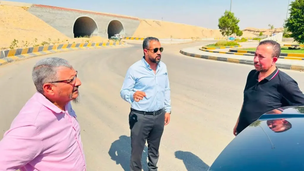 «العبور الجديدة» تكثف إجراءات السلامة المرورية وتطوير الطرق