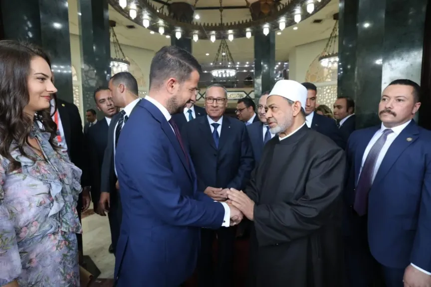 شيخ الأزهر يستقبل رئيس الجبل الأسود ويؤكد: الإسلام دين رحمة وليس صحيحًا ما يُثار عن أنه دين عنف