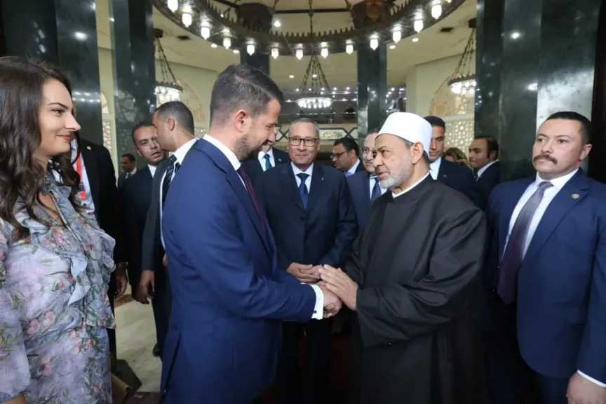 شيخ الأزهر يستقبل رئيس الجبل الأسود ويؤكد: الإسلام دين رحمة وليس صحيحًا ما يُثار عن أنه دين عنف