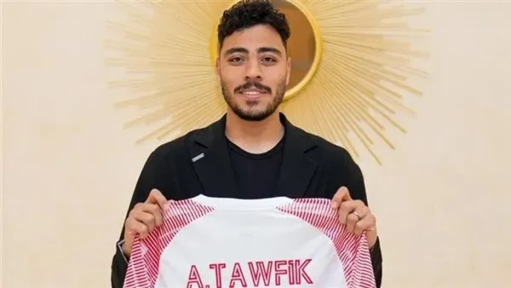 بعد تعثر عودته للأهلي.. بيراميدز يغري أكرم توفيق بعرض مالي ضخم