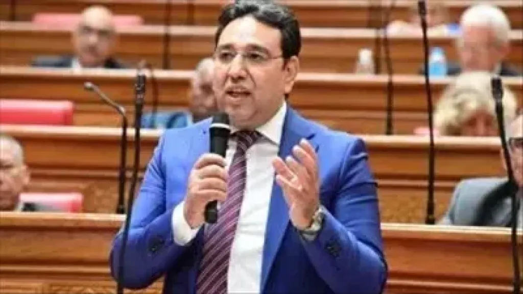 الدكتور أيمن محسب