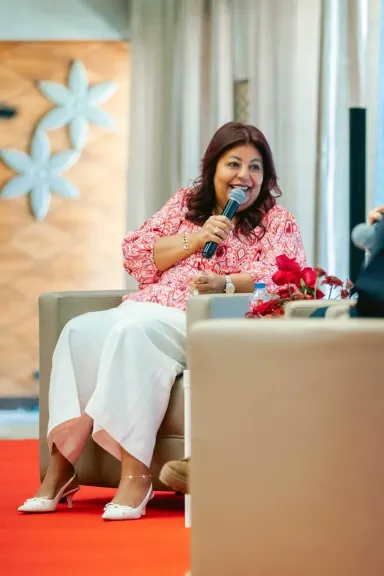 ”إي آند مصر” تطلق برنامج «She Blooms» لتمكين المرأة وتعزيز ثقافة الشمول والتطوير المهني