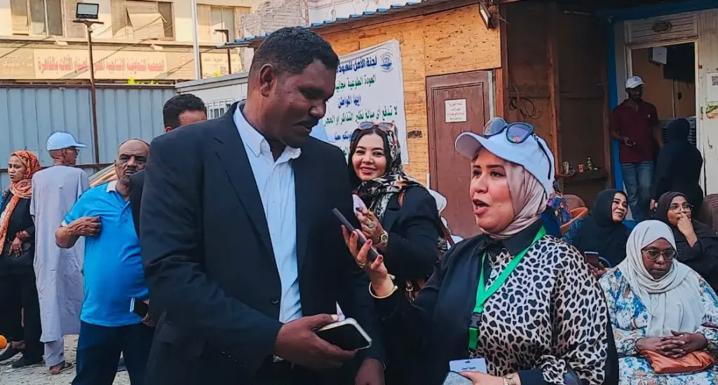 على هامش تفويج منسوبي الجمارك السودانية.. المقدم يوسف عبد القادر لـ”النهار”: نشكر مصر قيادةً وحكومةً وشعبًا على دعم السودانيين.. والتنسيق عبر المعابر عزز نجاح العودة الطوعية