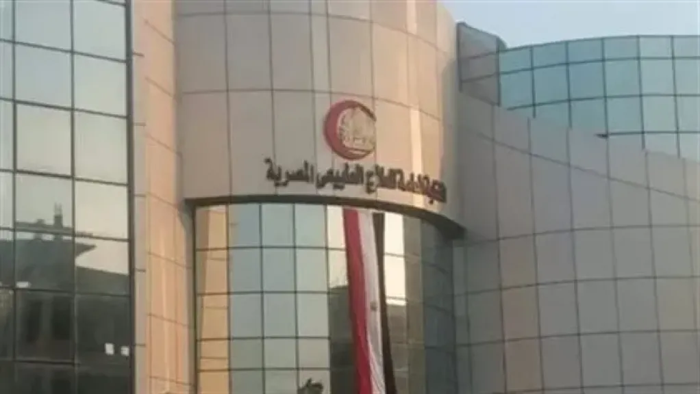 كارنيه مزور وشهادة وهمية.. نقابة العلاج الطبيعي تحاصر منتحل صفة أخصائي أمام النيابة