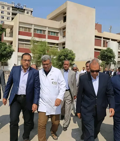 مجلس نقابة أطباء قنا يستنكر قرارات المحافظ بشأن مدير المستشفى العام ويؤكد: كرامة الأطباء وسيادة القانون خط أحمر