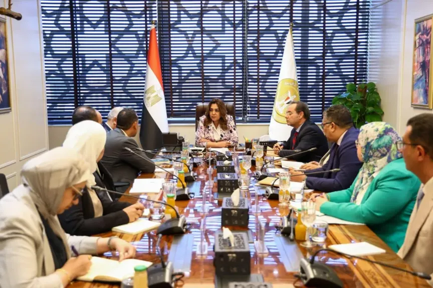 مصر تناقش مع الاتحاد الدولي لصون الطبيعة وبرنامج ” الهابيتات ” تطوير المحميات الطبيعية وتنمية المجتمعات المحلية