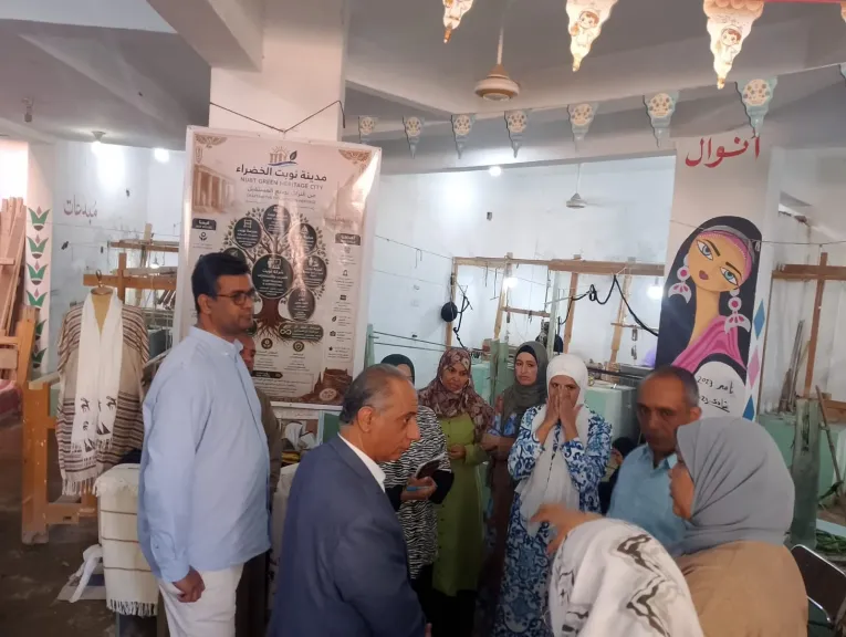 محافظة قنا تتابع مشروع مدينة نقادة للحرف التراثية لتعظيم الاستفادة من الأصول ودعم التنمية الاقتصادية