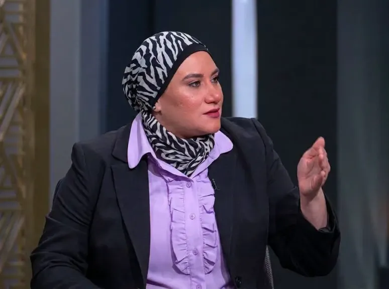 صديق مُقرب لـ سالي الجباس: ”سافرت شرم للاستجمام” ومش متابع القضية من قساوتها