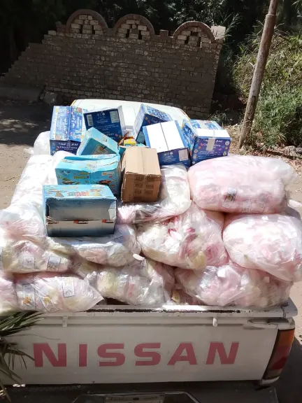 ضبط أكثر من 150 صنفًا من الأدوية البيطرية منتهية الصلاحية وإعدام آلاف علب العصائر الفاسدة في حملة تموينية بالرياض في كفرالشيخ
