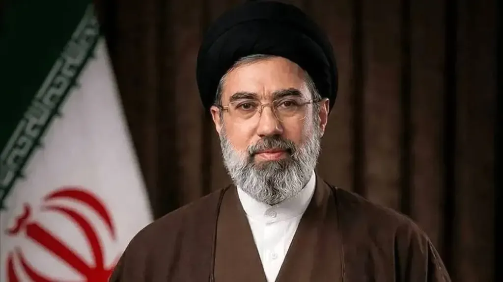 دلالات رسالة بيعة حزب الله للمرشد الإيراني مجتبى خامنئي