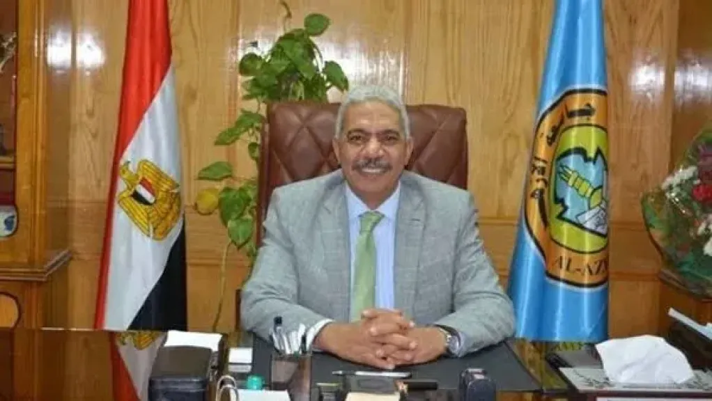 مفتي الجمهورية يهنئ الأستاذ الدكتور محمود صديق لتكليفه بتسيير أعمال رئيس جامعة الأزهر