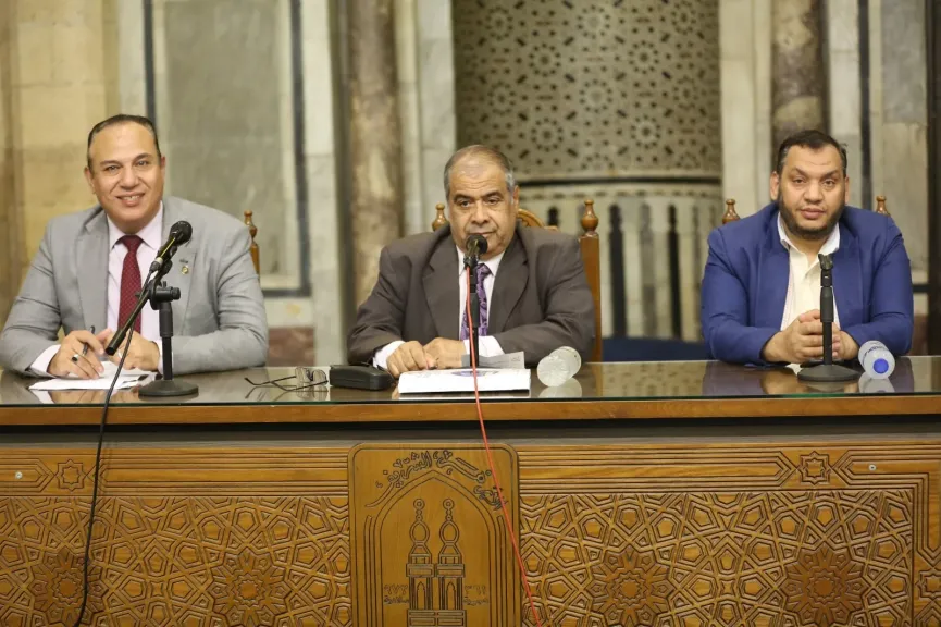 ملتقى السيرة النبوية بالجامع الأزهر: السيدة عائشة رائدة الفقه ولها مناقب عظيمة في تاريخ الإسلام خصها الله بخصائص لم تكن لغيرها