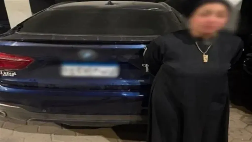 بسبب شيكولاته بـ 12 ألف جنيه.. تجديد حبس المتهمة بدهس شاب في مدينة نصر 45 يوما