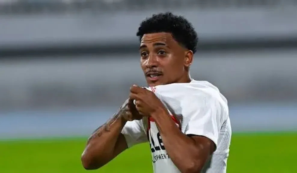 خوان بيزيرا يرفض عرضًا عربيًا ويتمسك بالبقاء مع الزمالك