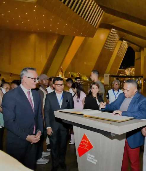 رئيس جمهورية مدغشقر يزور المتحف المصري الكبير