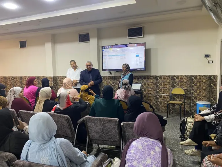 تضامن قنا تنظم تدريبًا للرائدات الاجتماعيات لتعزيز دورهن في دعم وتمكين الأسر