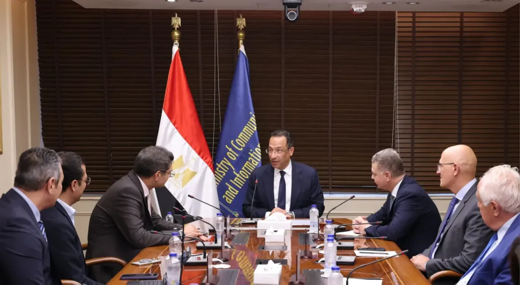 وزير الاتصالات يبحث مع مجموعة ”سيستمز ليمتد”Systems Limited العالمية خطط التوسع في مصر