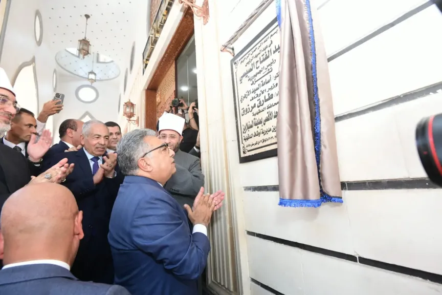 محافظ الدقهلية ووزير الأوقاف ومفتي الجمهوريه  يفتتحون مسجد الأقصى بالسنبلاوين بتكلفة 23 مليون جنيه وبمشاركة مجتمعية .