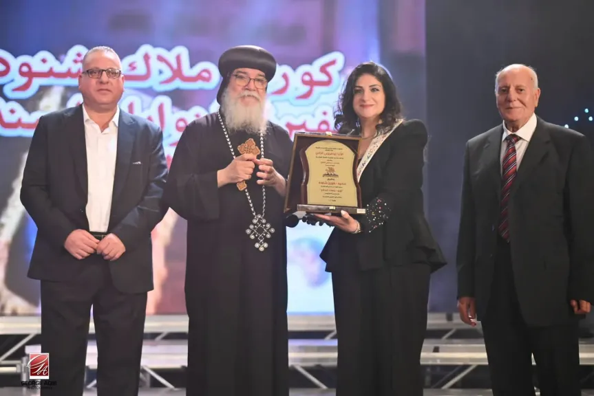 مهرجان سيمفوني للفنون يكرم رموزاً مؤثرة ويدعو لتعزيز السلام