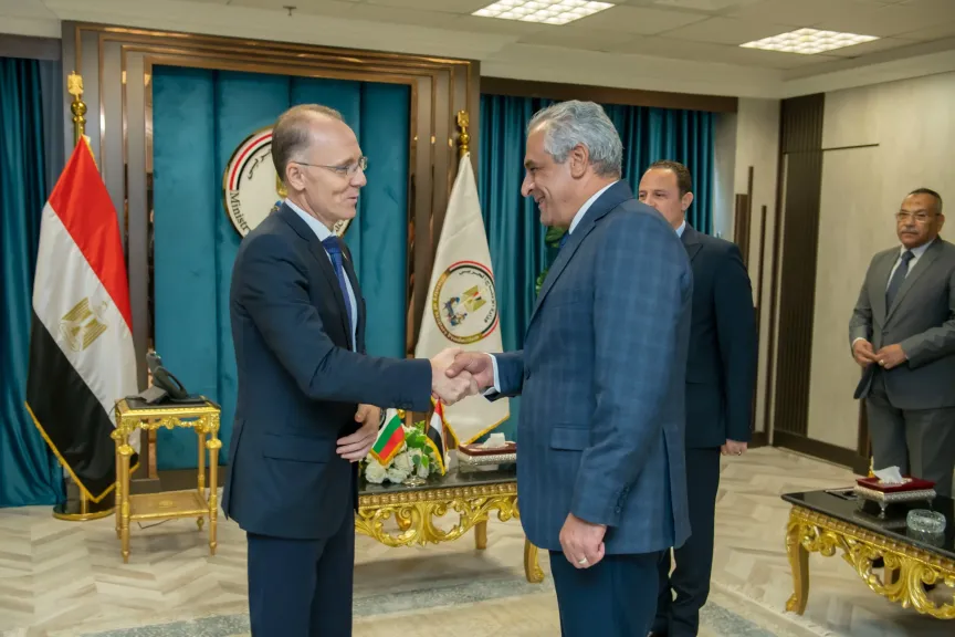 شراكات صناعية واستثمارات.. الإنتاج الحربي يفتح آفاقًا أوسع للتعاون مع بلغاريا| تفاصيل