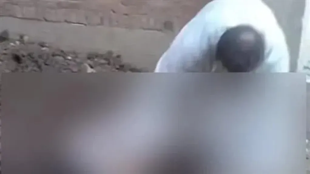 سيدات في مواجهة ساخنة بسبب الصرف الصحي بطوخ.. والأمن يضبط طرفي المشاجرة
