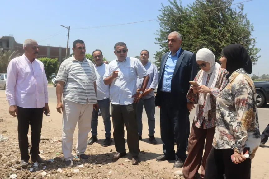 خطوة جديدة لتنظيم الأسواق.. محافظ القليوبية يتفقد موقعين لإنشاء سوق متكامل