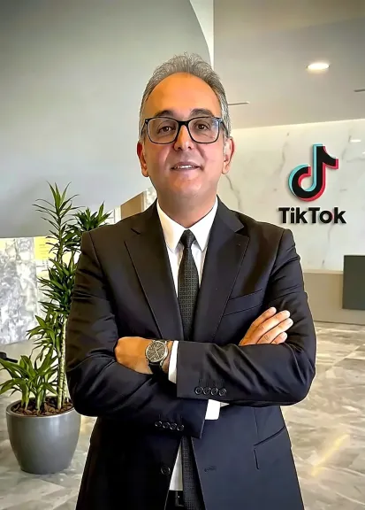 شراكة إستراتيجية بين ”يلّا ساحل” وTikTok لتطوير السياحة والترفيه