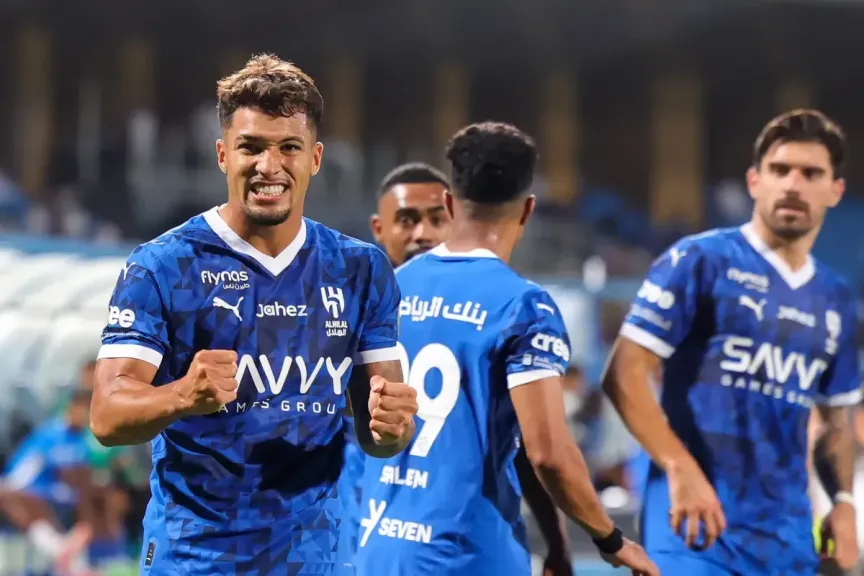الموعد والقنوات الناقلة لمباراة الهلال السعودي والأهلي القطري
