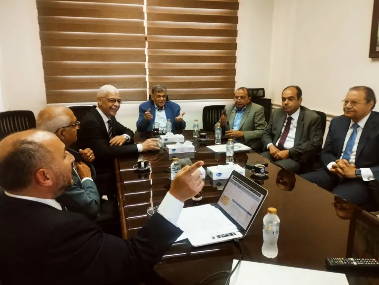 رئيس جامعة المنوفية يشارك في الاجتماع الرابع للجنة إعداد الرؤية الوطنية لتطوير التعليم والتدريب الطبي