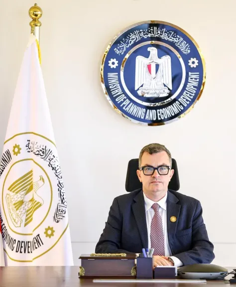 لتوطين التنمية بالمحافظات.. وزير التخطيط يتفقد عددًا من المشروعات التنموية بالبحيرة