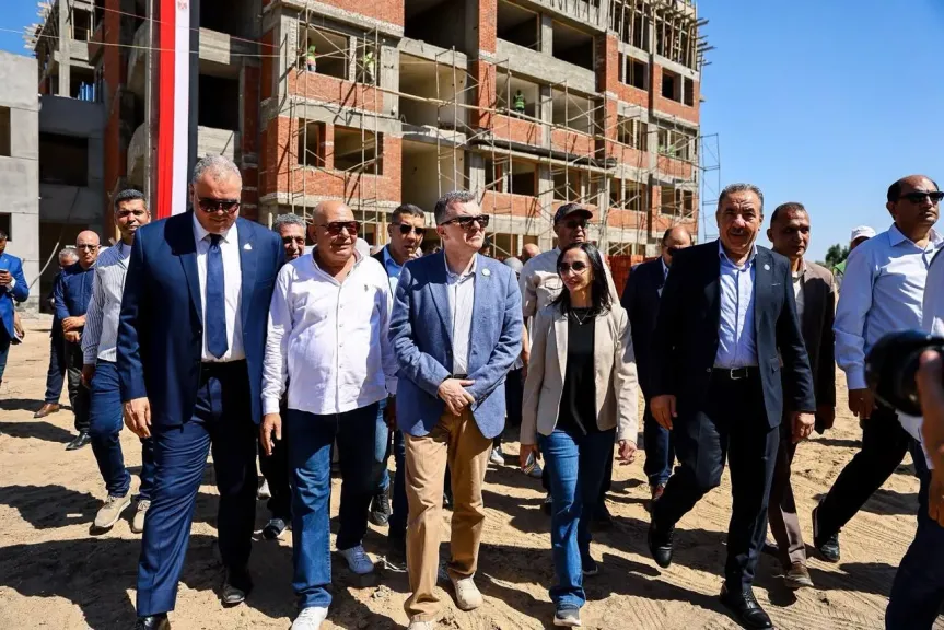 وزير التخطيط ومحافظ البحيرة يتفقدان مشروع إنشاء المدرسة المصرية اليابانية بمدينة دمنهور