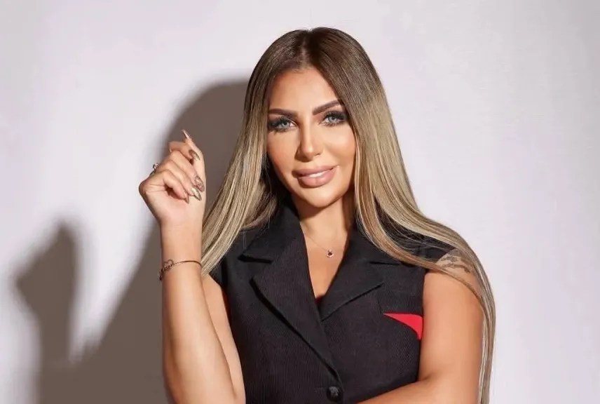 الحكم على سارة خليفة لاتهامها بهتك عرض سائقها وتصويره عارياً بالعجوزة